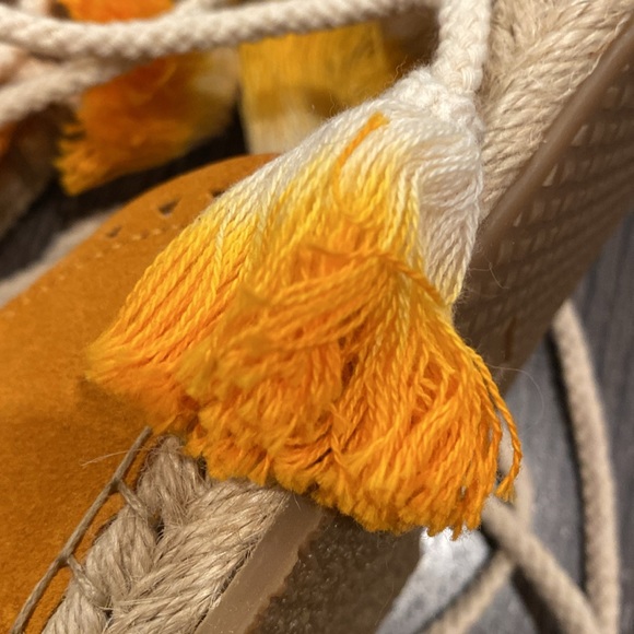 NWT TOMS shoes 7 - Picture 5 of 5